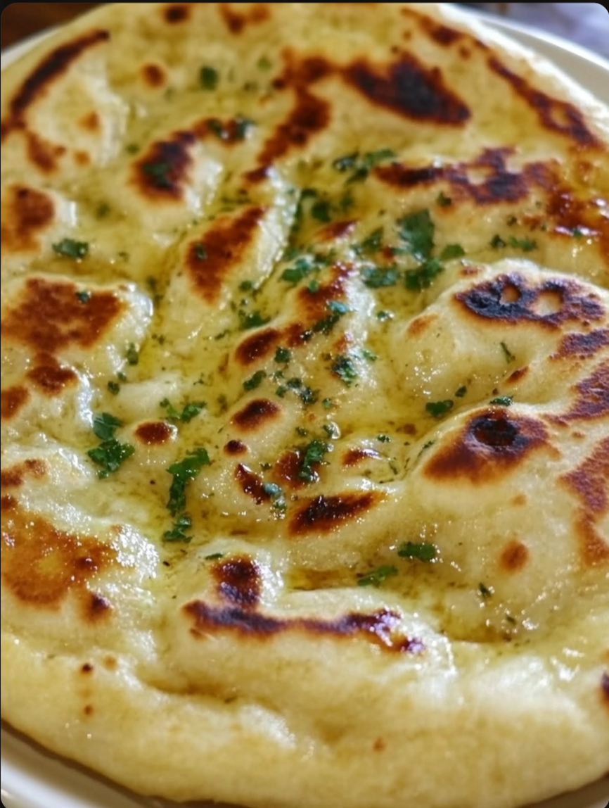 Easy Homemade Garlic Butter Naan 🧄🫓