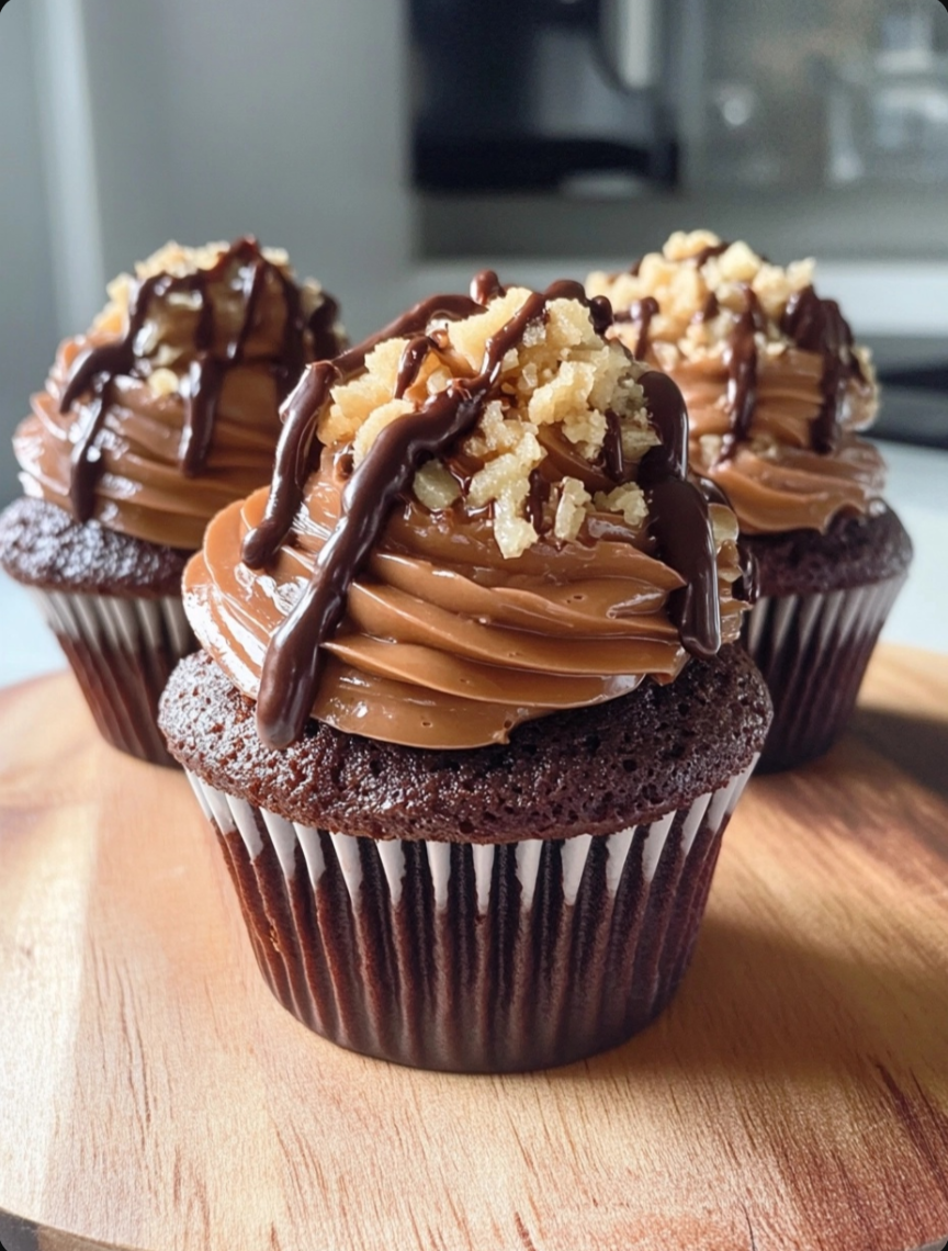 Rich Chocolate Cupcakes! π«π§β¨