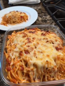 Bacon Cream Cheese Baked Spaghetti 🍝🥓