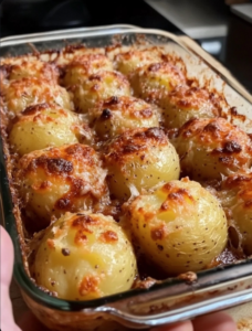 Parmesan Baked Potatoes 🧀🥔.
