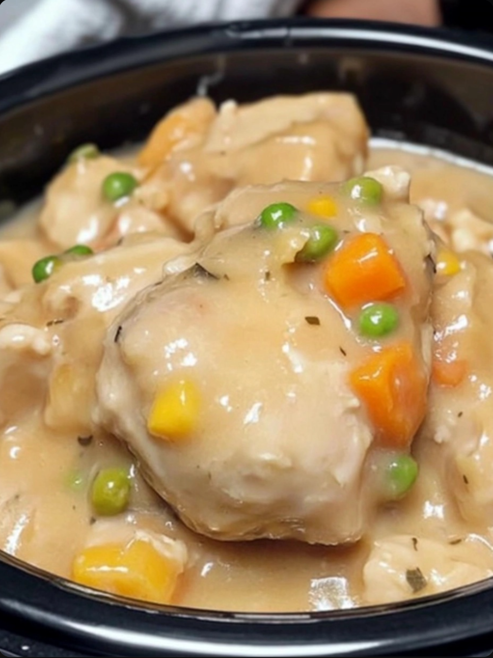 Crockpot Chicken and Dumplings