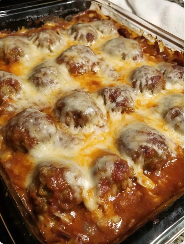 Cheesy Meatball Bake