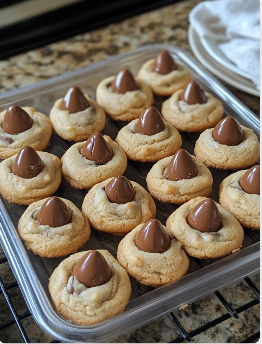 Easy Hershey Kiss S'mores Cookies