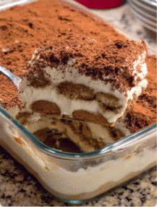 Tiramisu in 10 Minutes [No Oven, No Flour, No Egg]