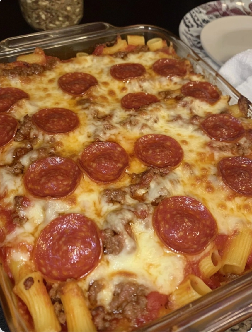 Pepperoni Pizza Pasta Bake