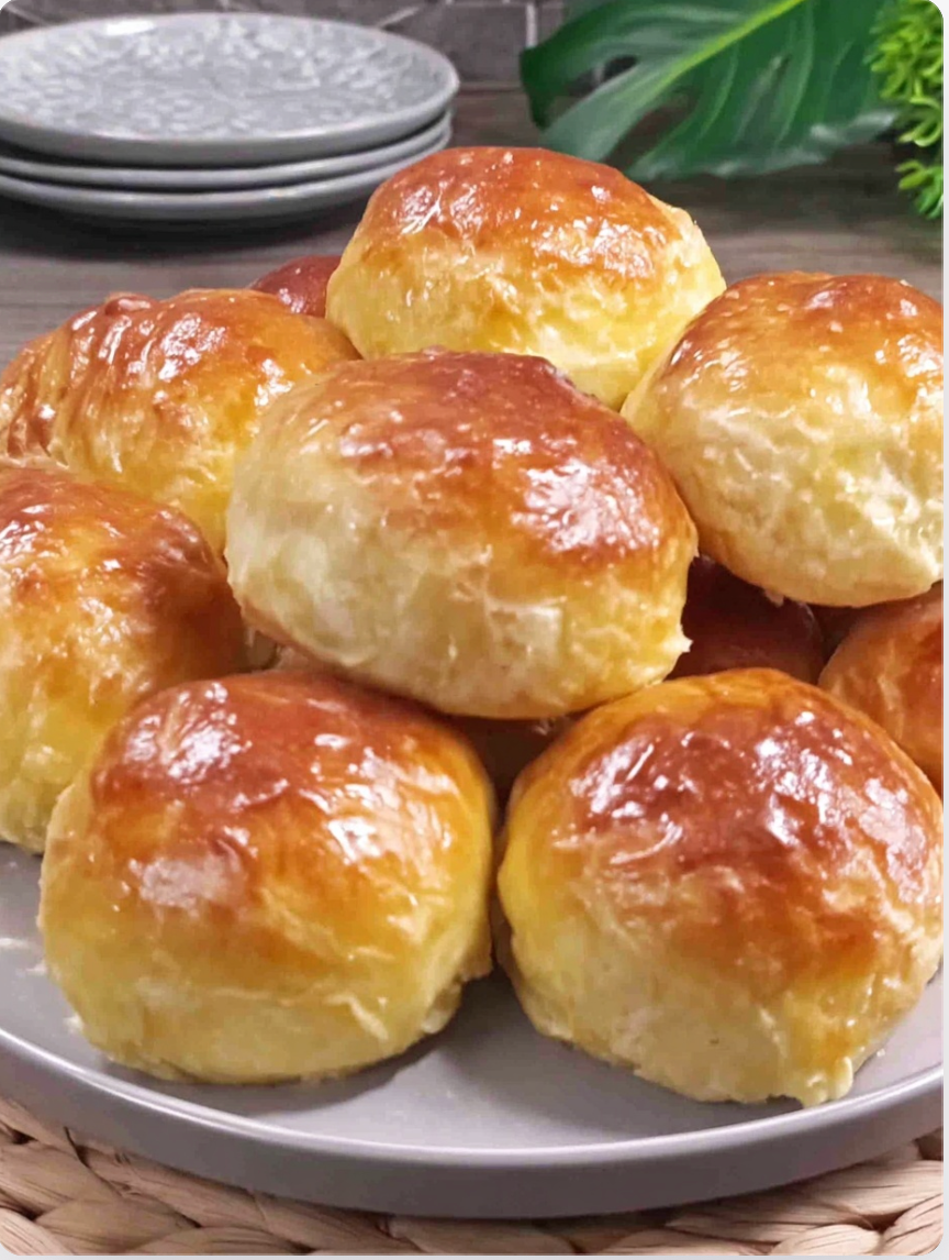 Yogurt Brioche Rolls