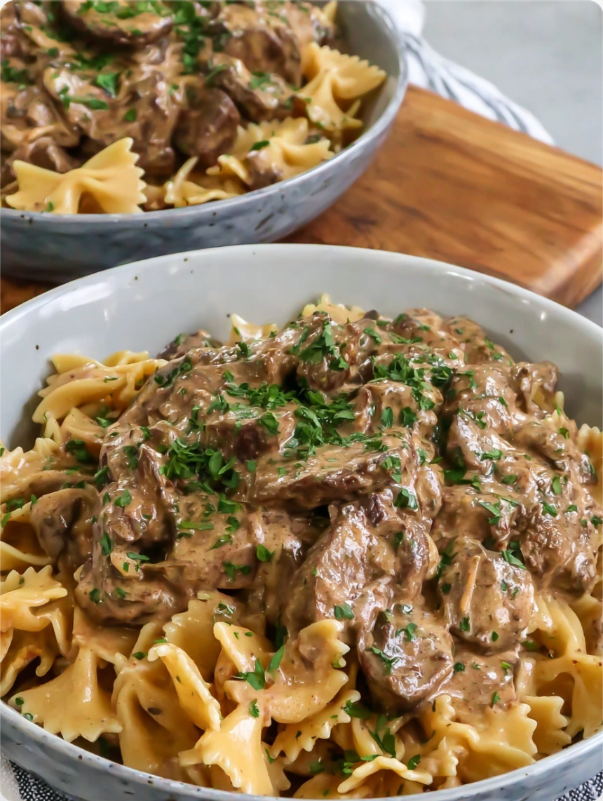 🍄 Classic Beef Stroganoff with Bow-Tie Pasta 🍝