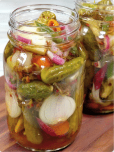 Crunchy Garden Pickle Medley