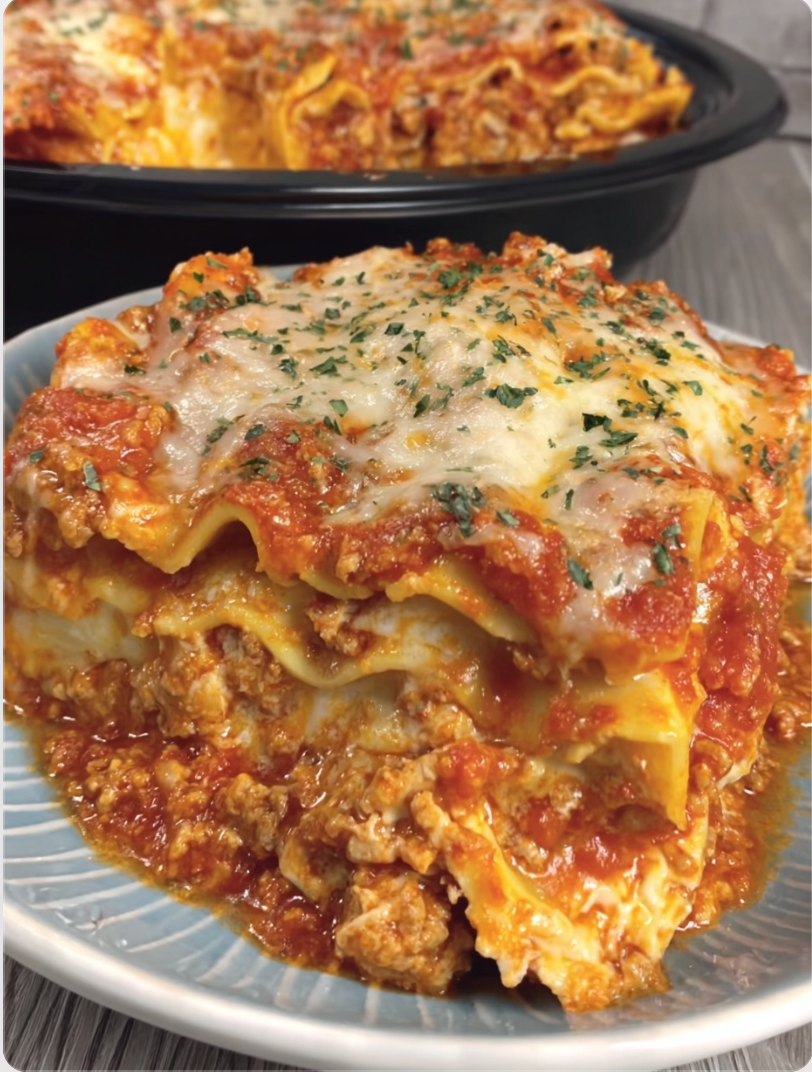 The Best Crockpot Lasagna