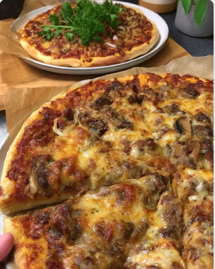 Spicy beef pizza