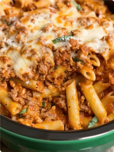 Easy Crockpot Baked Ziti with 15-Minute Prep