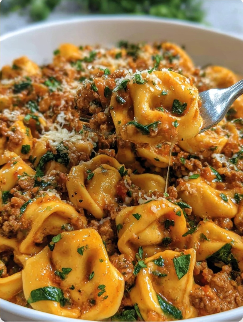 Garlic Butter Beef and Spinach Tortellini