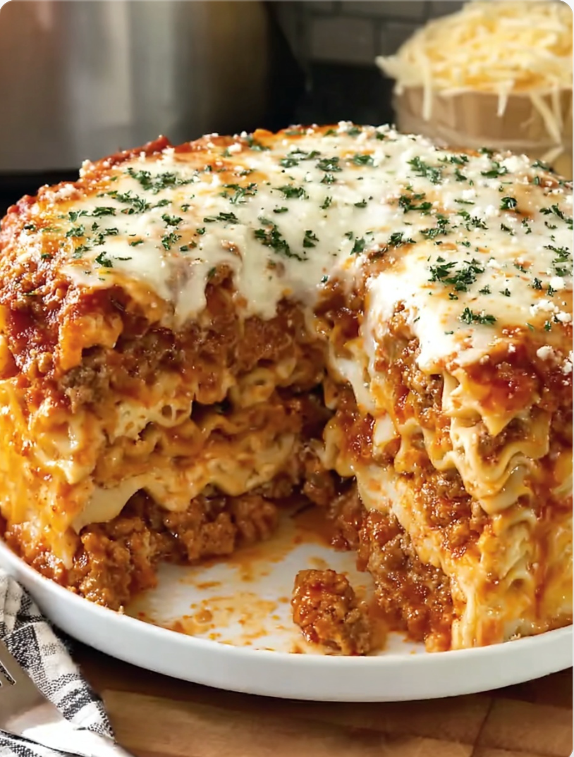 Ultimate Cheesy Lasagna Pie