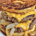 No-Bake Salted Caramel Pretzel Bites