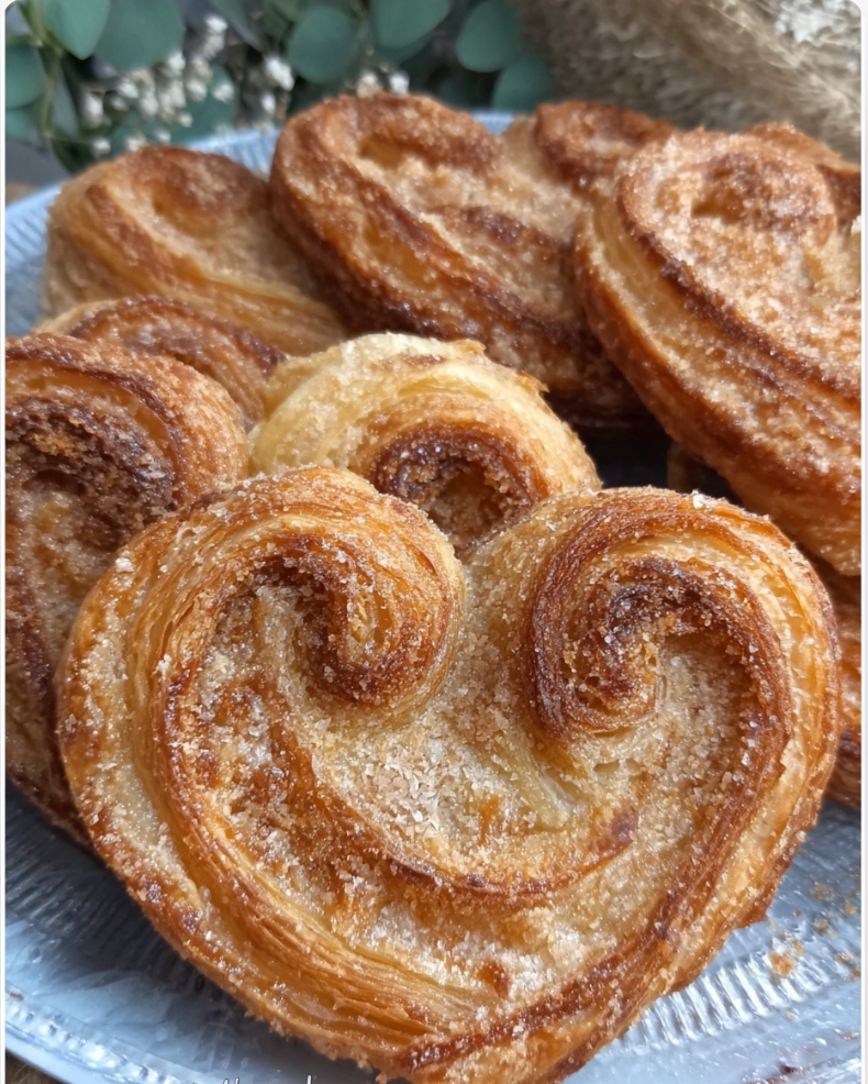 Palmiers (Elephant Ear Cookies / French Hearts)