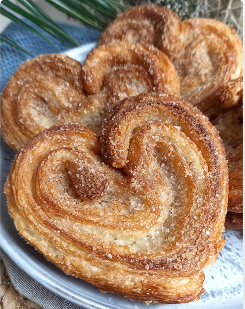 Palmiers (Elephant Ear Cookies / French Hearts)
