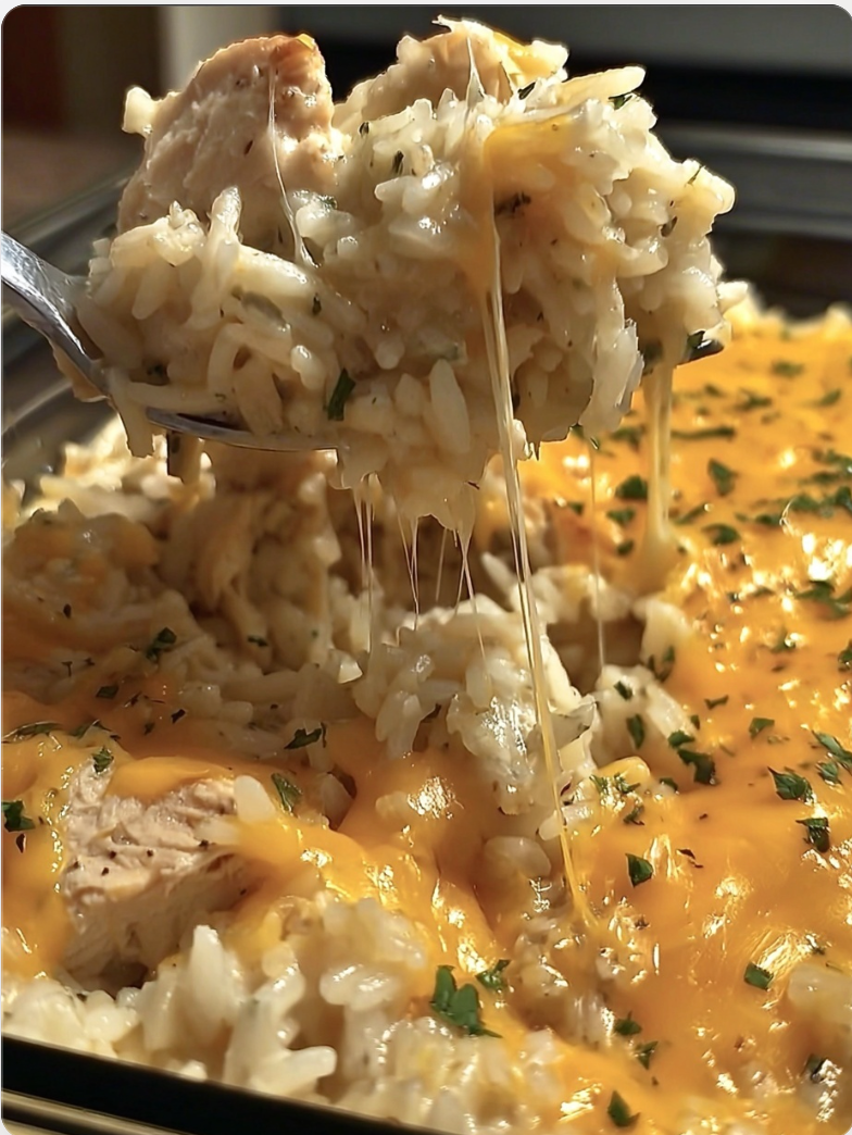 Cheesy Chicken Rice Bake