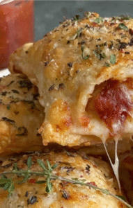 Homemade Easy Cheesy Pizza Pockets