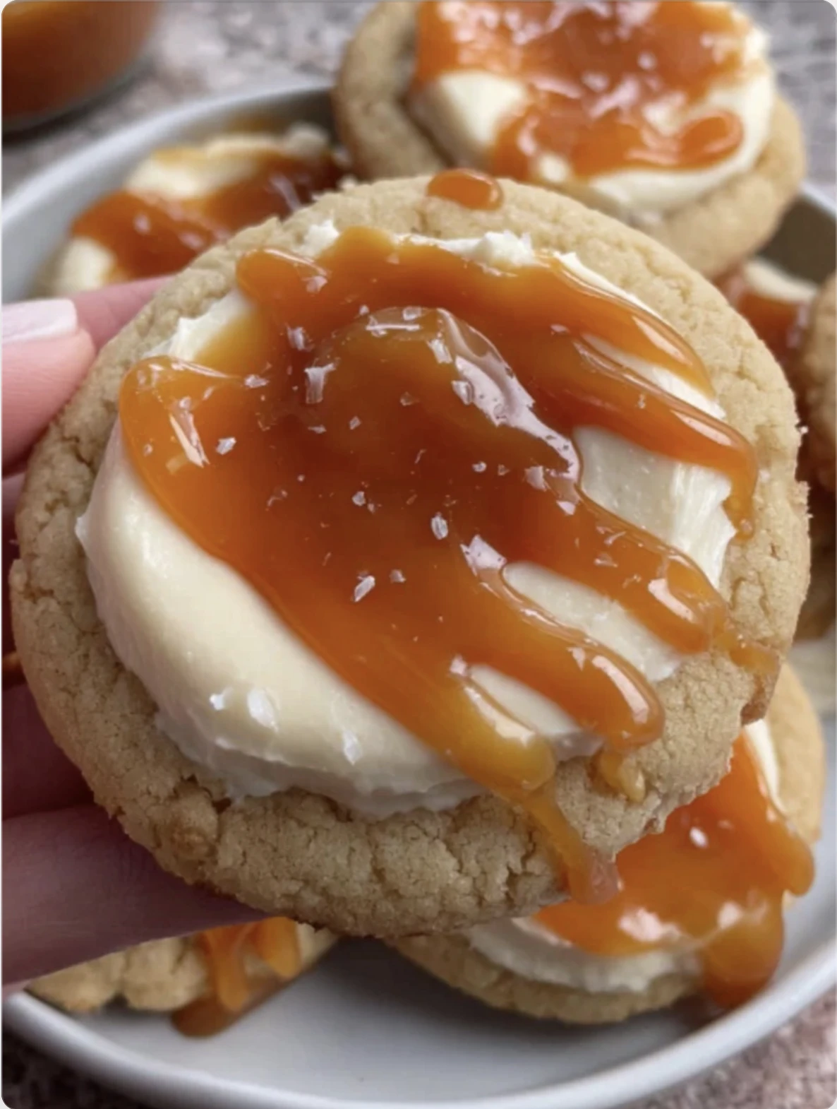 caramel cheesecake cookies