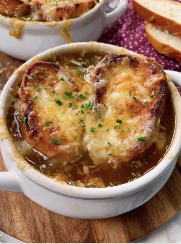 Cozy Savory French Onion Soup