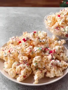 🎄🍬 Festive & Sweet Puffcorn Christmas Munch