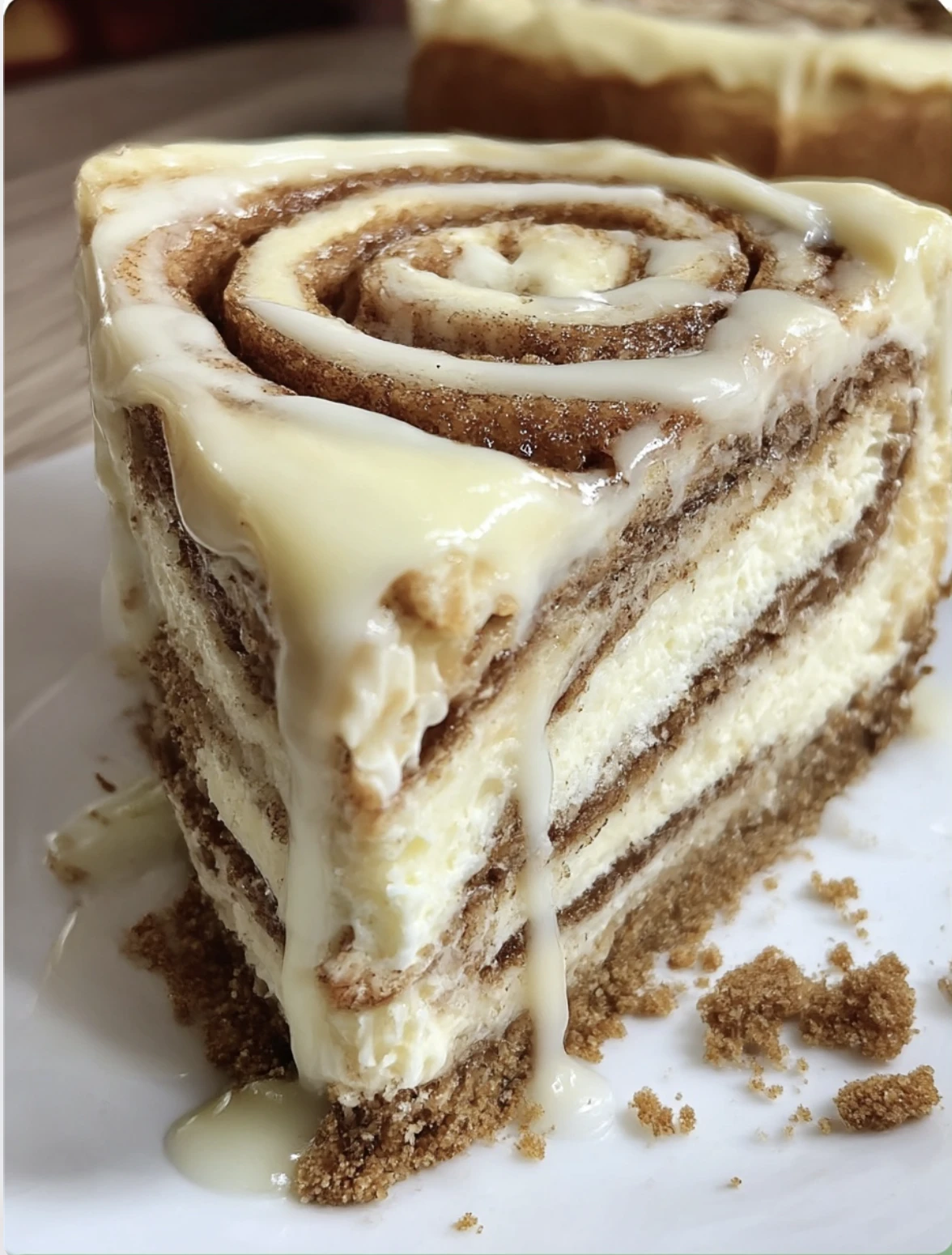 Rich Gooey Cinnamon Roll Cheesecake