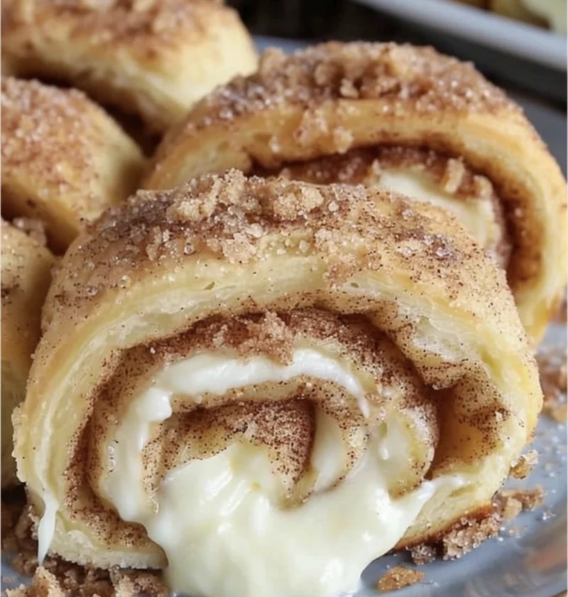Warm Cinnamon Cream Cheese Rolls