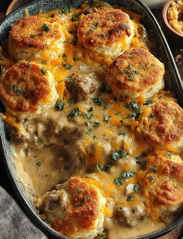 Yummy Biscuits Gravy Hashbrown Breakfast Casserole