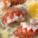 🦀🧀🍋 Yummy & Easy Cheddar Bay Crab Cakes with Lemon Butter Drizzle