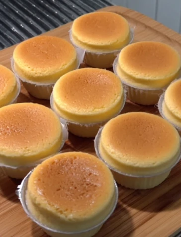 Yummy Fluffy Japanese Cotton Cheesecake Cupcakes