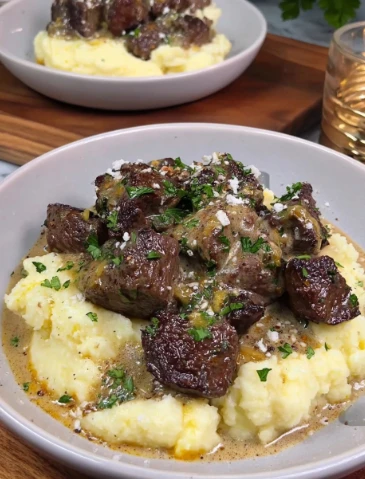 Yummy Garlic Butter Steak Bites Parmesan Cream Sauce