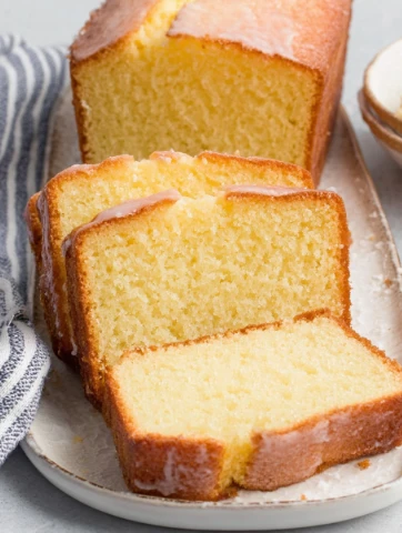 Yummy Mini Vanilla Pound Cakes