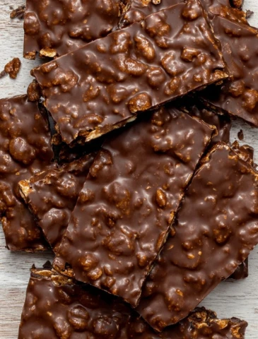 Yummy Nobake Chocolate Crunch