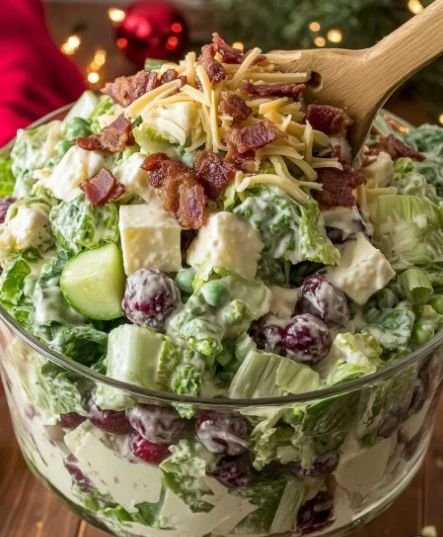 Yummy Sevenlayer Christmas Salad