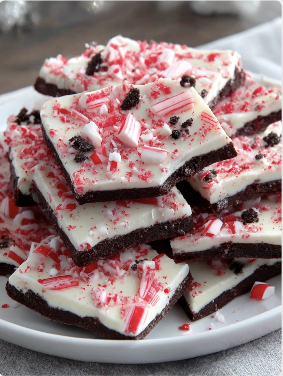 Christmas Oreo Peppermint Bark