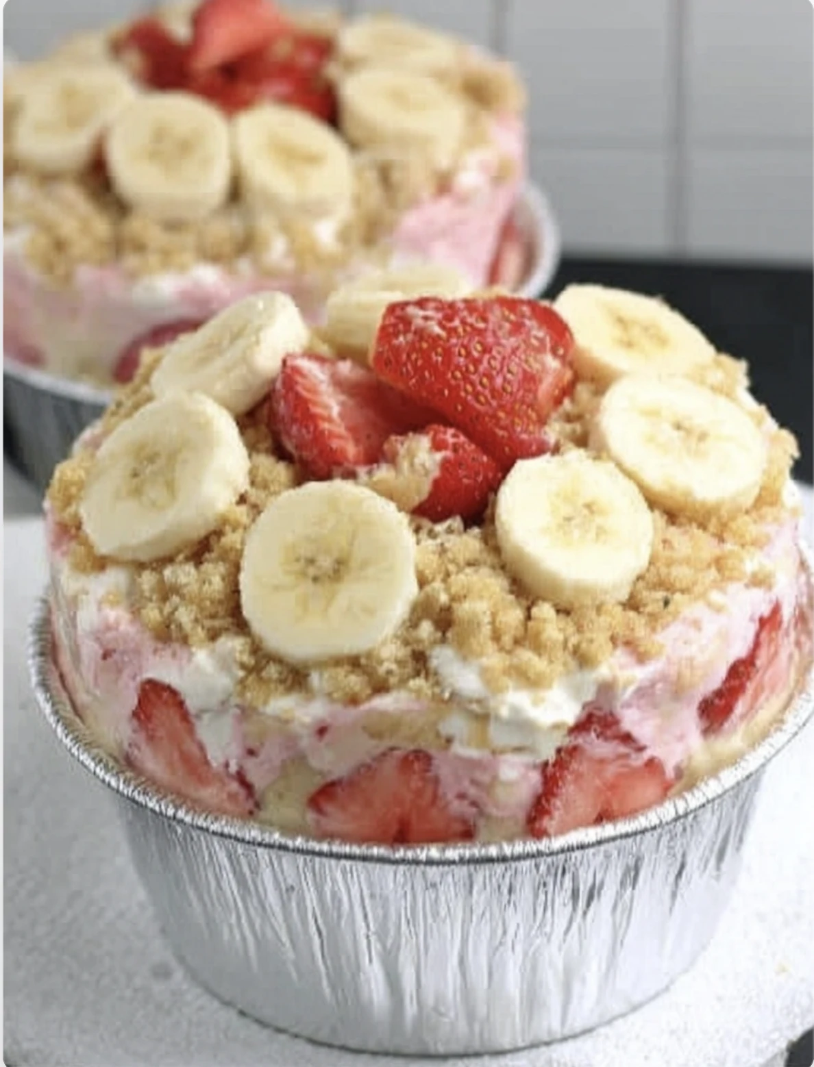 Christmas Strawberry Banana Pudding