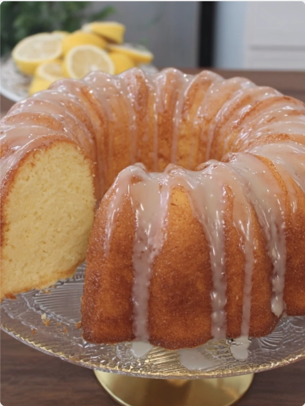 Lemon 7up Cake