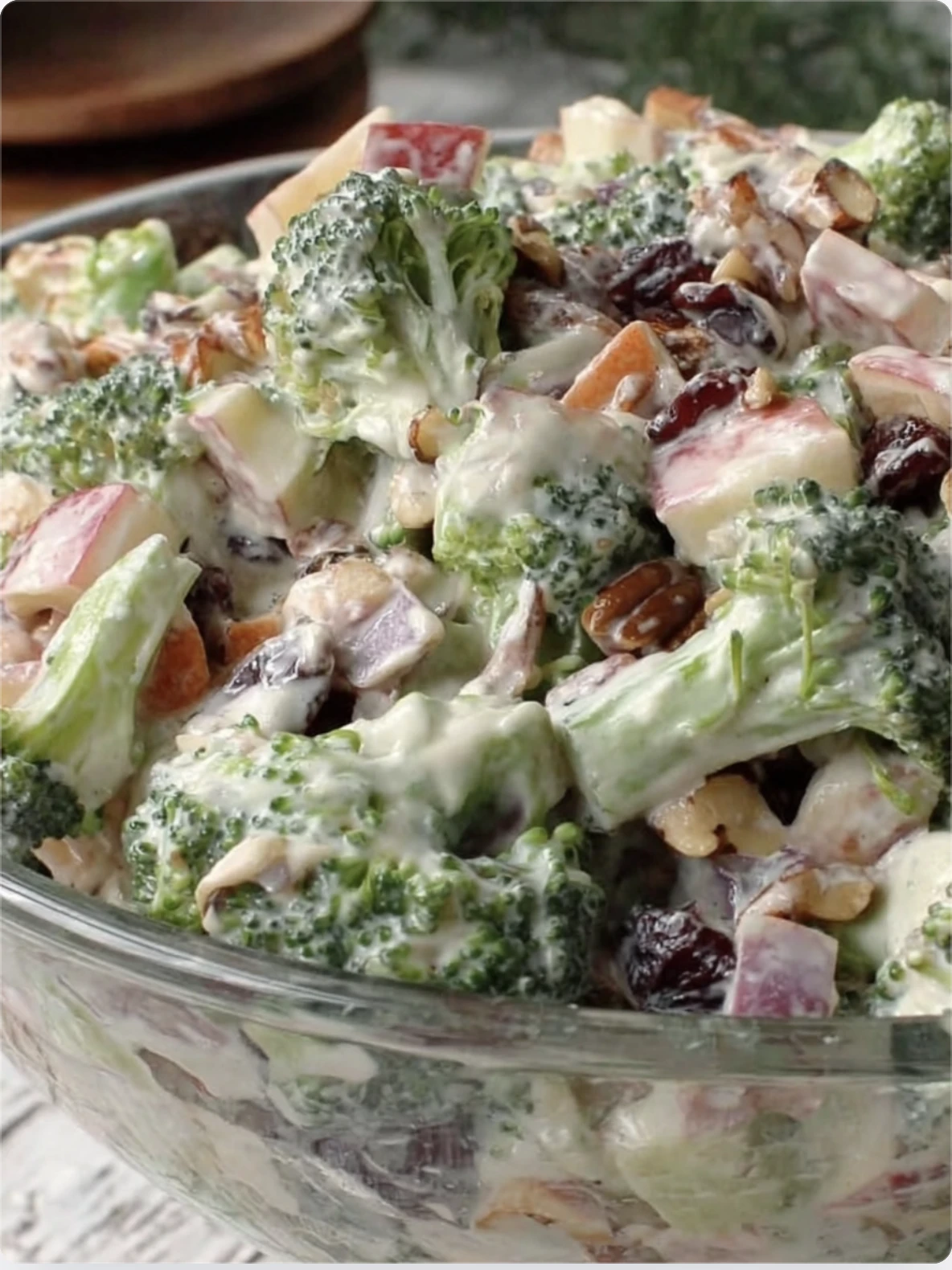 Fresh Broccoli & Apple Salad