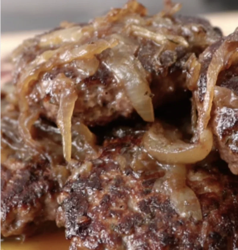 Hamburger Steaks Caramelized Onion