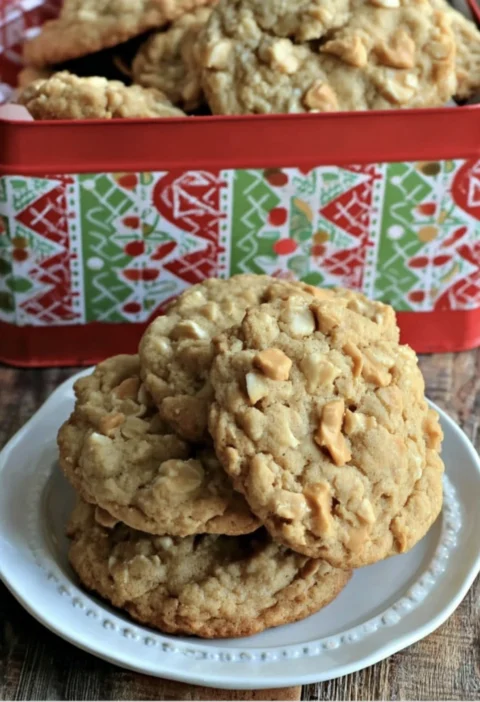 Soft Buttery Sweet Oatmeal Peanut Butter Cookies