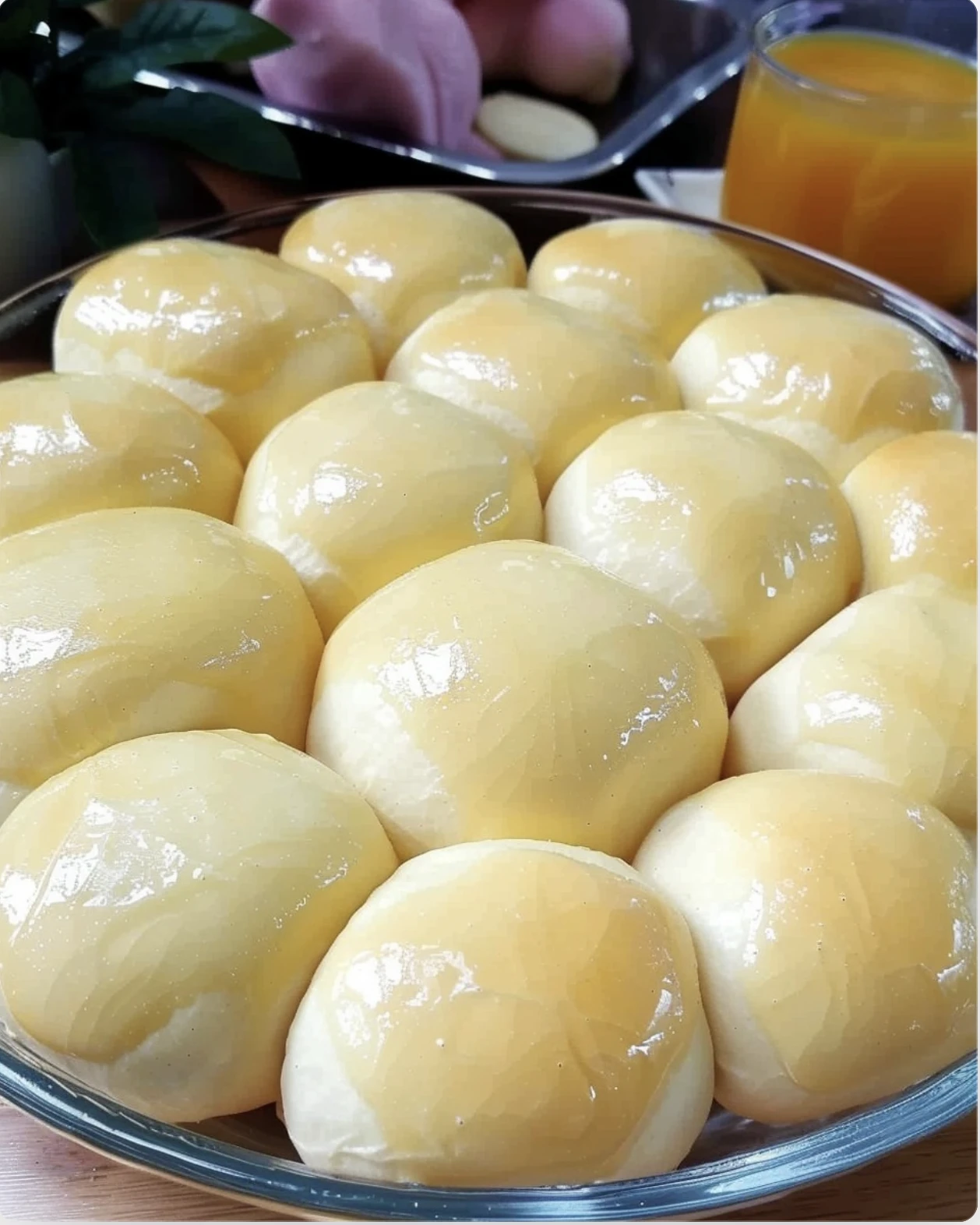 MILK BRIOCHE ROLLS