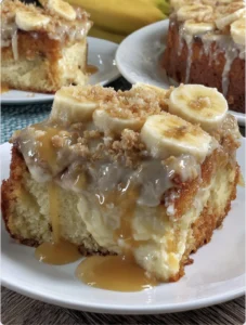 Warm Banana Pudding Pound Cake