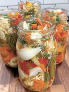Easy Homemade Pickled Vegetable Jars Recipe