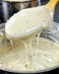 COPYCAT OLIVE GARDEN ALFREDO SAUCE!