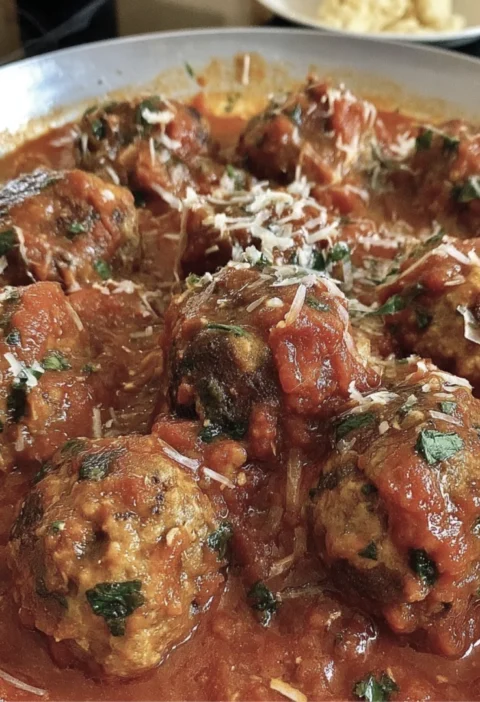 Easy Italian-Style Garlic Parmesan Meatballs