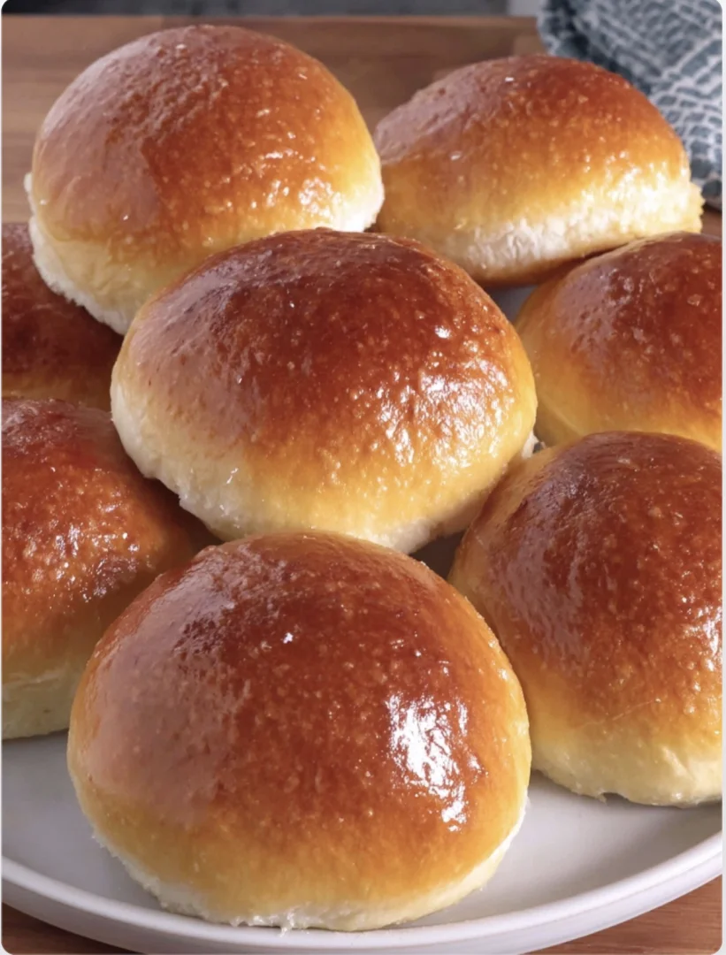 Easy Soft Homemade Burger Buns