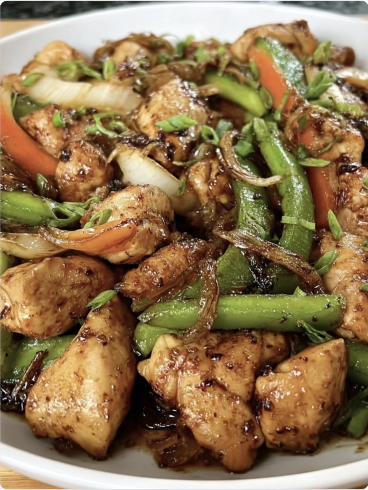 Sizzling Soy Garlic Chicken Stir Fry with Caramelized Aromatics