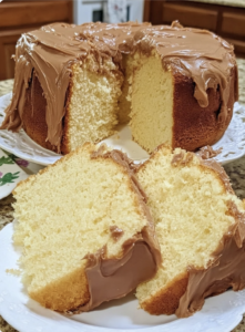 Easy Buttery Cream Pound Cake Recipe