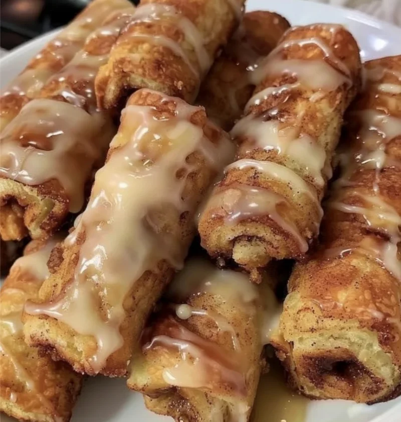 Cinnamon Roll French Toast Roll-Ups