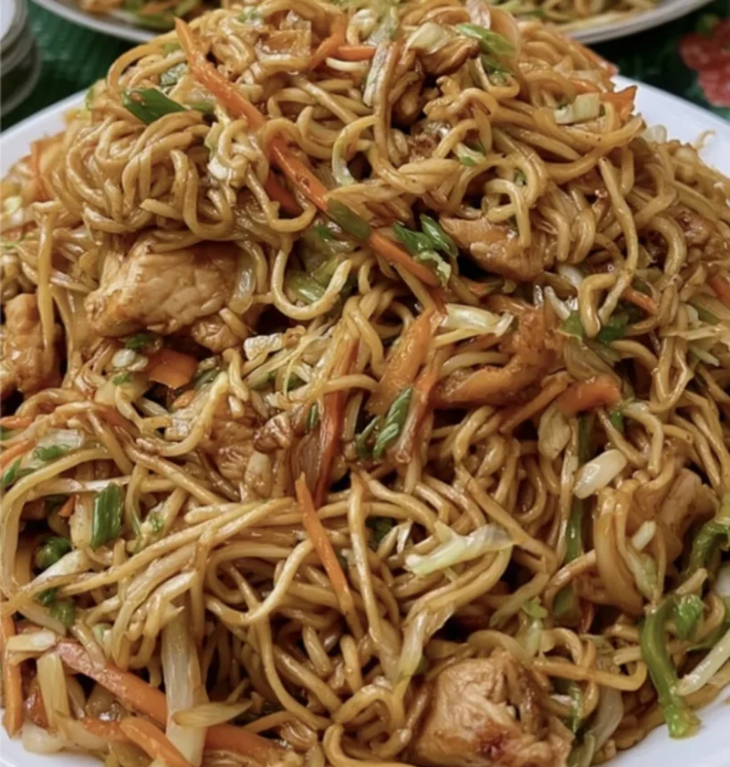 Easy Chicken Lo Mein Recipe